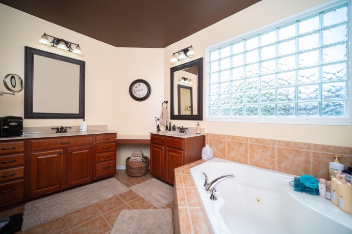 702 Hampton, LOVES PARK, Illinois 61111, 5 Bedrooms Bedrooms, ,3 BathroomsBathrooms,House,For Sale,Hampton,202603291