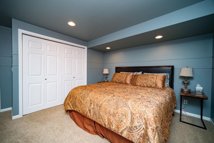 702 Hampton, LOVES PARK, Illinois 61111, 5 Bedrooms Bedrooms, ,3 BathroomsBathrooms,House,For Sale,Hampton,202603291