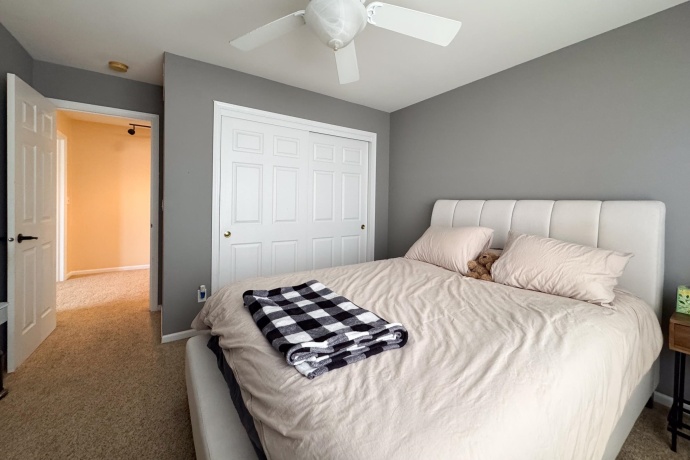 702 Hampton, LOVES PARK, Illinois 61111, 5 Bedrooms Bedrooms, ,3 BathroomsBathrooms,House,For Sale,Hampton,202603291