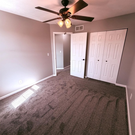 2433 RIVER OAKS #4, ROCKFORD, Illinois 61102, 3 Bedrooms Bedrooms, ,2 BathroomsBathrooms,Condominium,For Sale,RIVER OAKS #4,202603300