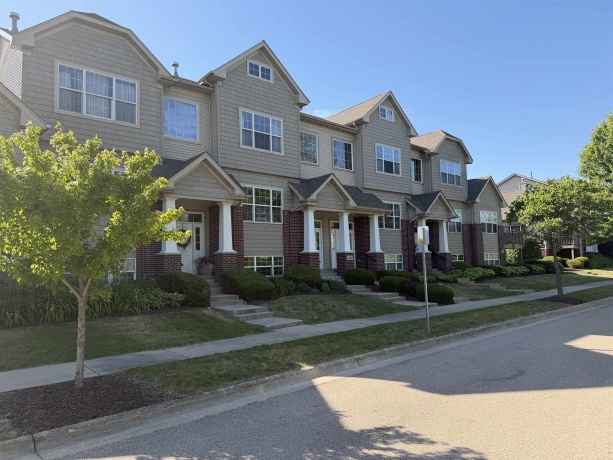 2433 RIVER OAKS #4, ROCKFORD, Illinois 61102, 3 Bedrooms Bedrooms, ,2 BathroomsBathrooms,Condominium,For Sale,RIVER OAKS #4,202603300
