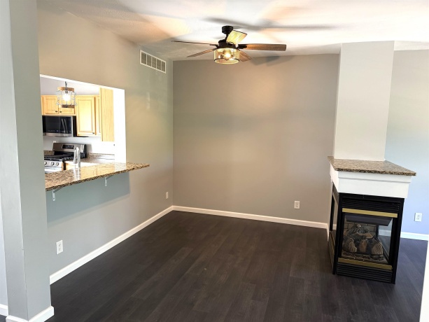 2433 RIVER OAKS #4, ROCKFORD, Illinois 61102, 3 Bedrooms Bedrooms, ,2 BathroomsBathrooms,Condominium,For Sale,RIVER OAKS #4,202603300
