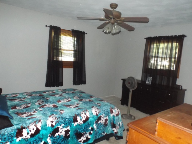 310 Lu Mar, PEARL CITY, Illinois 61062, 3 Bedrooms Bedrooms, ,1 BathroomBathrooms,House,For Sale,Lu Mar,202603298