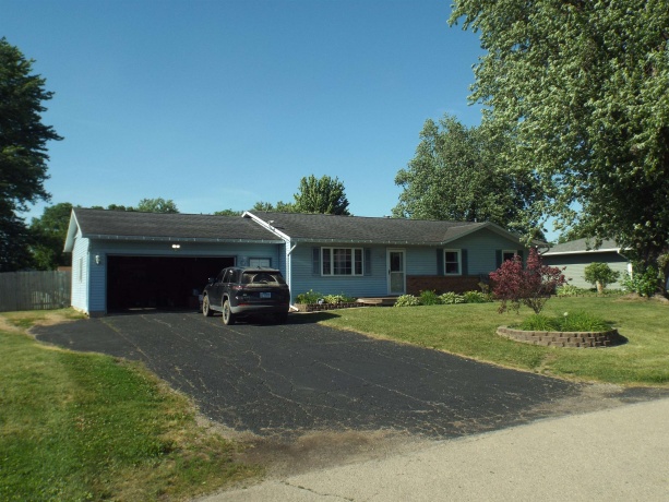 310 Lu Mar, PEARL CITY, Illinois 61062, 3 Bedrooms Bedrooms, ,1 BathroomBathrooms,House,For Sale,Lu Mar,202603298