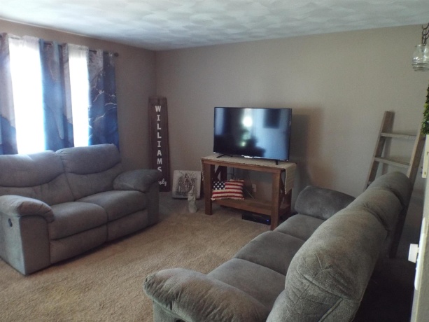 310 Lu Mar, PEARL CITY, Illinois 61062, 3 Bedrooms Bedrooms, ,1 BathroomBathrooms,House,For Sale,Lu Mar,202603298