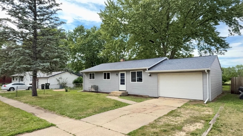 230 Liberty, MACHESNEY PARK, Illinois 61115, 3 Bedrooms Bedrooms, ,2 BathroomsBathrooms,House,For Sale,Liberty,202603302