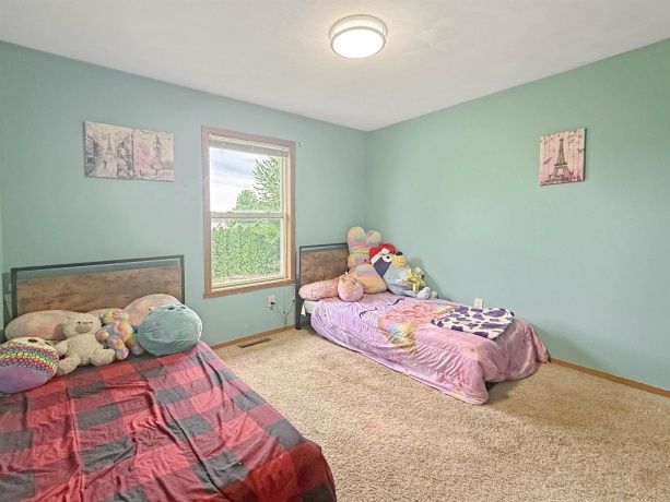 750 Brookview, BYRON, Illinois 61010, 3 Bedrooms Bedrooms, ,2 BathroomsBathrooms,House,For Sale,Brookview,202603304