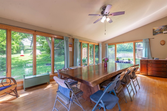 1915 Kent, PEARL CITY, Illinois 61062, 6 Bedrooms Bedrooms, ,2 BathroomsBathrooms,House,For Sale,Kent,202603305