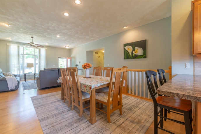 1021 Bertram, FREEPORT, Illinois 61032, 3 Bedrooms Bedrooms, ,3 BathroomsBathrooms,Condominium,For Sale,Bertram,202603307