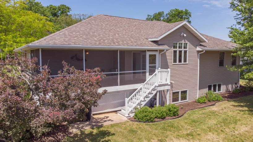 1021 Bertram, FREEPORT, Illinois 61032, 3 Bedrooms Bedrooms, ,3 BathroomsBathrooms,Condominium,For Sale,Bertram,202603307