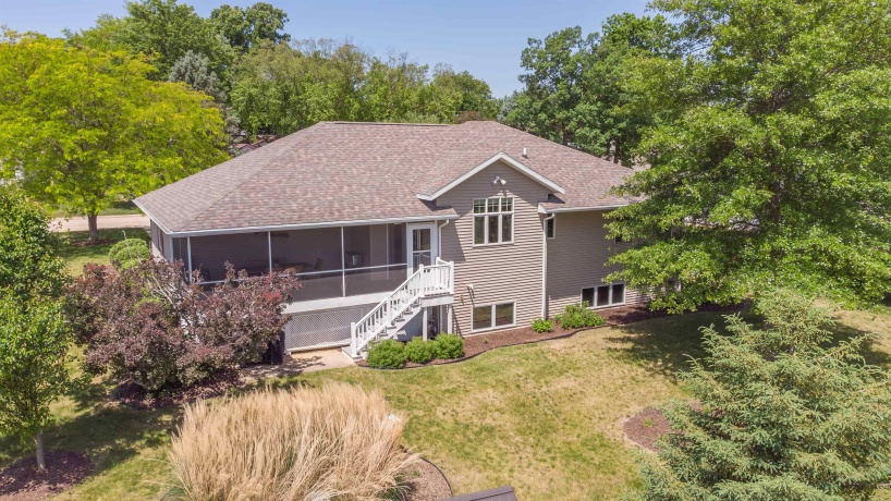 1021 Bertram, FREEPORT, Illinois 61032, 3 Bedrooms Bedrooms, ,3 BathroomsBathrooms,Condominium,For Sale,Bertram,202603307