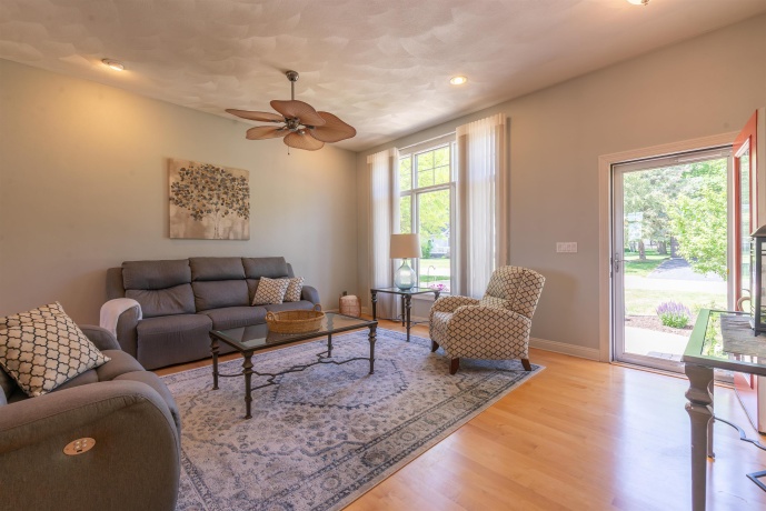 1021 Bertram, FREEPORT, Illinois 61032, 3 Bedrooms Bedrooms, ,3 BathroomsBathrooms,Condominium,For Sale,Bertram,202603307