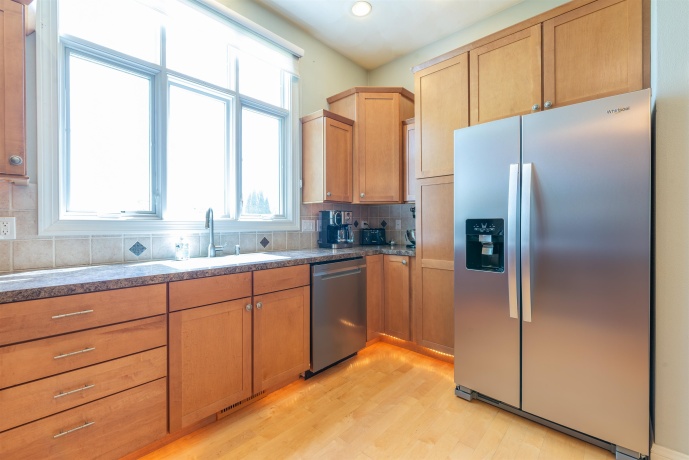 1021 Bertram, FREEPORT, Illinois 61032, 3 Bedrooms Bedrooms, ,3 BathroomsBathrooms,Condominium,For Sale,Bertram,202603307