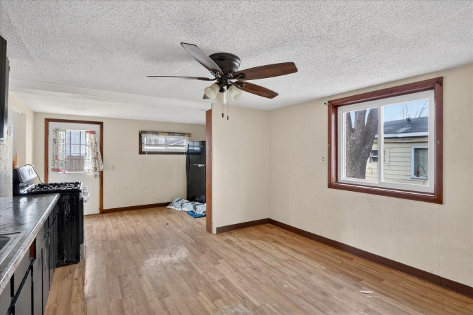 2929 Sewell, ROCKFORD, Illinois 61109, 2 Bedrooms Bedrooms, ,1 BathroomBathrooms,House,For Sale,Sewell,202603308
