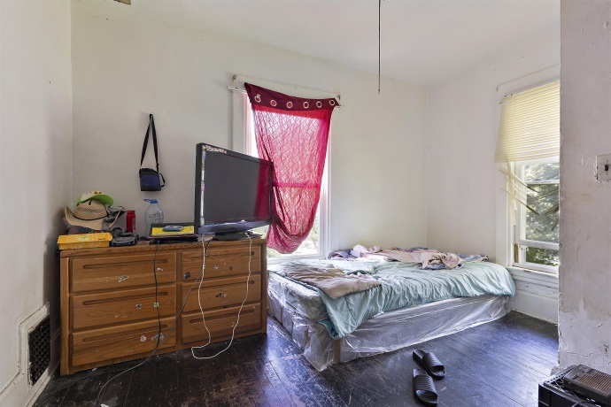 1509 School, ROCKFORD, Illinois 61101, 5 Bedrooms Bedrooms, ,1 BathroomBathrooms,House,For Sale,School,202603309