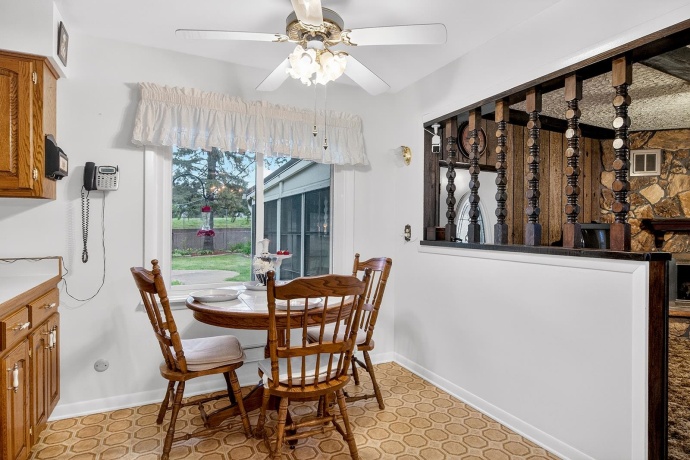 106 Superior, MACHESNEY PARK, Illinois 61115, 3 Bedrooms Bedrooms, ,2 BathroomsBathrooms,House,For Sale,Superior,202603312