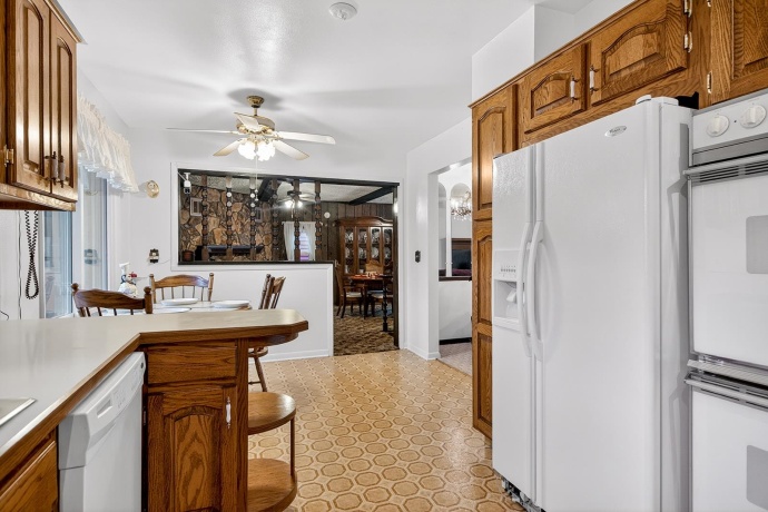 106 Superior, MACHESNEY PARK, Illinois 61115, 3 Bedrooms Bedrooms, ,2 BathroomsBathrooms,House,For Sale,Superior,202603312
