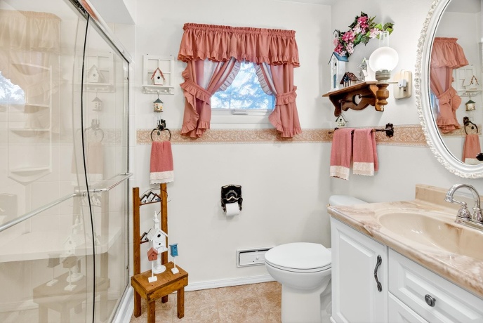 106 Superior, MACHESNEY PARK, Illinois 61115, 3 Bedrooms Bedrooms, ,2 BathroomsBathrooms,House,For Sale,Superior,202603312