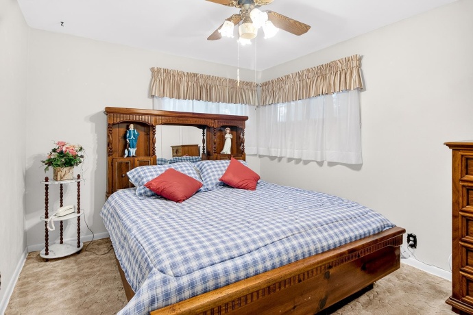 106 Superior, MACHESNEY PARK, Illinois 61115, 3 Bedrooms Bedrooms, ,2 BathroomsBathrooms,House,For Sale,Superior,202603312