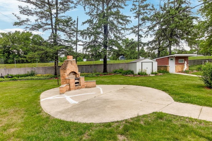 106 Superior, MACHESNEY PARK, Illinois 61115, 3 Bedrooms Bedrooms, ,2 BathroomsBathrooms,House,For Sale,Superior,202603312