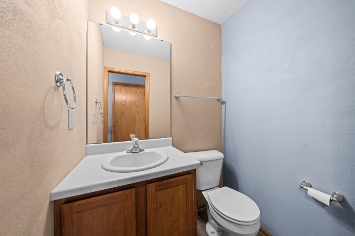 12372 Barberry, WINNEBAGO, Illinois 61088, 4 Bedrooms Bedrooms, ,2 BathroomsBathrooms,House,For Sale,Barberry,202603216