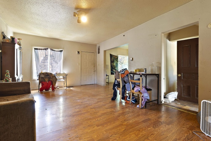 402 Royal, ROCKFORD, Illinois 61101, 3 Bedrooms Bedrooms, ,1 BathroomBathrooms,House,For Sale,Royal,202603313