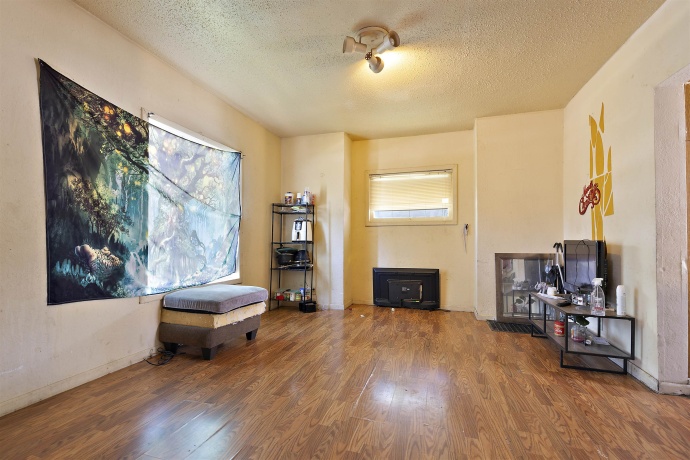402 Royal, ROCKFORD, Illinois 61101, 3 Bedrooms Bedrooms, ,1 BathroomBathrooms,House,For Sale,Royal,202603313