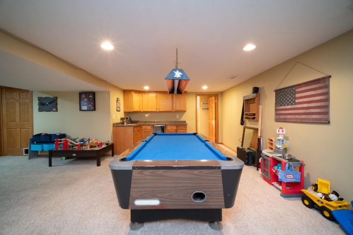 3040 Beutell, MACHESNEY PARK, Illinois 61115, 3 Bedrooms Bedrooms, ,2 BathroomsBathrooms,House,For Sale,Beutell,202603314