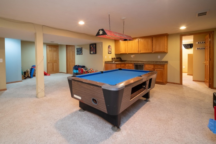 3040 Beutell, MACHESNEY PARK, Illinois 61115, 3 Bedrooms Bedrooms, ,2 BathroomsBathrooms,House,For Sale,Beutell,202603314