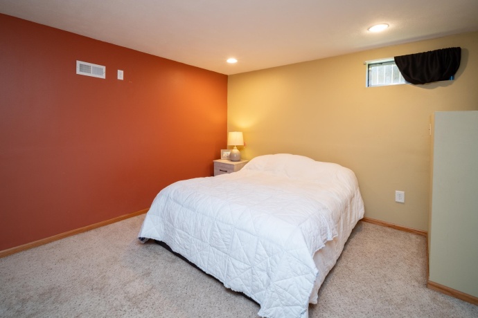 3040 Beutell, MACHESNEY PARK, Illinois 61115, 3 Bedrooms Bedrooms, ,2 BathroomsBathrooms,House,For Sale,Beutell,202603314