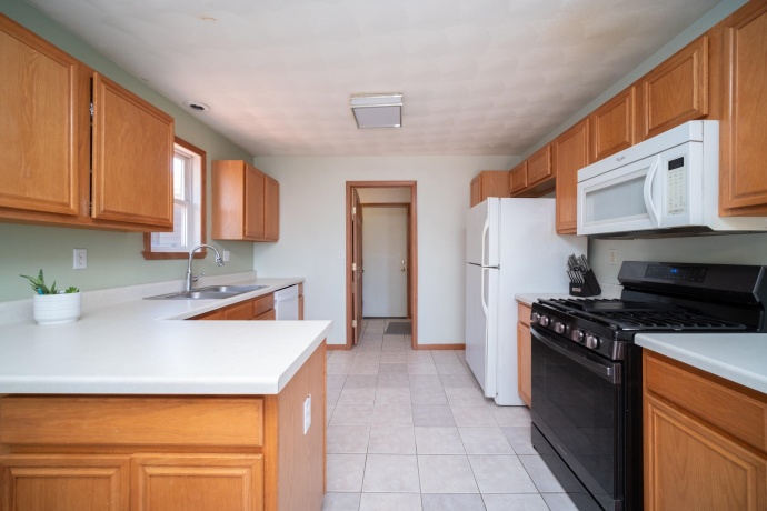 3040 Beutell, MACHESNEY PARK, Illinois 61115, 3 Bedrooms Bedrooms, ,2 BathroomsBathrooms,House,For Sale,Beutell,202603314