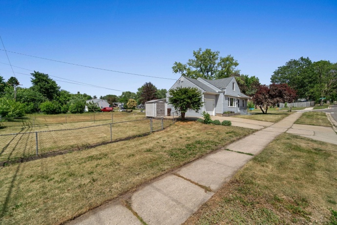3540 Louisiana, ROCKFORD, Illinois 61108, 4 Bedrooms Bedrooms, ,1 BathroomBathrooms,House,For Sale,Louisiana,202603315