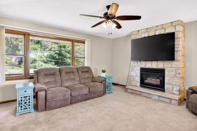 5010 Guilford, ROCKFORD, Illinois 61107, 4 Bedrooms Bedrooms, ,2 BathroomsBathrooms,House,For Sale,Guilford,202603318