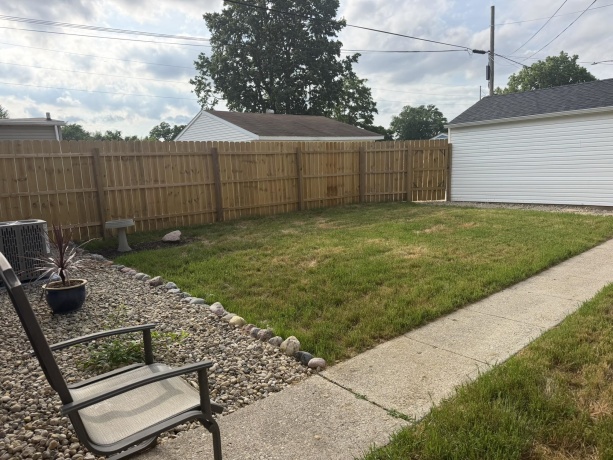 412 Lafayette St, OTTAWA, Illinois 61350, 2 Bedrooms Bedrooms, ,1 BathroomBathrooms,House,For Sale,Lafayette St,202603320