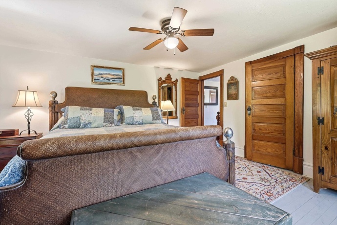 2181 Irish Hollow, GALENA, Illinois 61036, 3 Bedrooms Bedrooms, ,1 BathroomBathrooms,House,For Sale,Irish Hollow,202603323