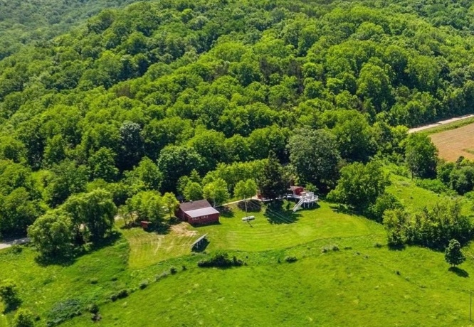 2181 Irish Hollow, GALENA, Illinois 61036, 3 Bedrooms Bedrooms, ,1 BathroomBathrooms,House,For Sale,Irish Hollow,202603323