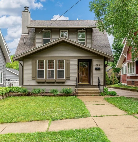 229 Gardiner, ROCKFORD, Illinois 61107, 3 Bedrooms Bedrooms, ,1 BathroomBathrooms,House,For Sale,Gardiner,202603324