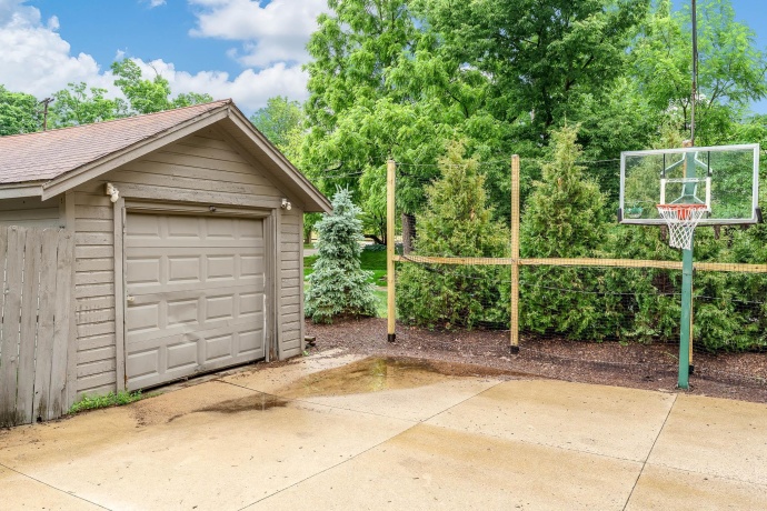 229 Gardiner, ROCKFORD, Illinois 61107, 3 Bedrooms Bedrooms, ,1 BathroomBathrooms,House,For Sale,Gardiner,202603324