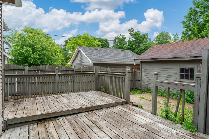 229 Gardiner, ROCKFORD, Illinois 61107, 3 Bedrooms Bedrooms, ,1 BathroomBathrooms,House,For Sale,Gardiner,202603324