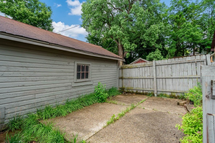 229 Gardiner, ROCKFORD, Illinois 61107, 3 Bedrooms Bedrooms, ,1 BathroomBathrooms,House,For Sale,Gardiner,202603324