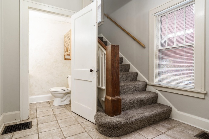 229 Gardiner, ROCKFORD, Illinois 61107, 3 Bedrooms Bedrooms, ,1 BathroomBathrooms,House,For Sale,Gardiner,202603324