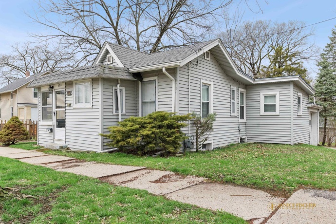 2214 Jackson, ROCKFORD, Illinois 61107, 1 Bedroom Bedrooms, ,1 BathroomBathrooms,House,For Sale,Jackson,202601986