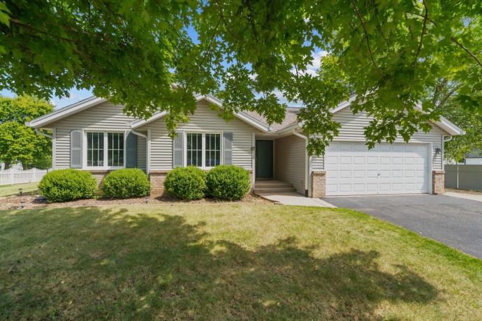 4276 Kensington, ROCKTON, Illinois 61072, 3 Bedrooms Bedrooms, ,2 BathroomsBathrooms,House,For Sale,Kensington,202603330