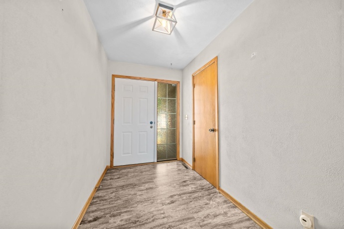 4276 Kensington, ROCKTON, Illinois 61072, 3 Bedrooms Bedrooms, ,2 BathroomsBathrooms,House,For Sale,Kensington,202603330