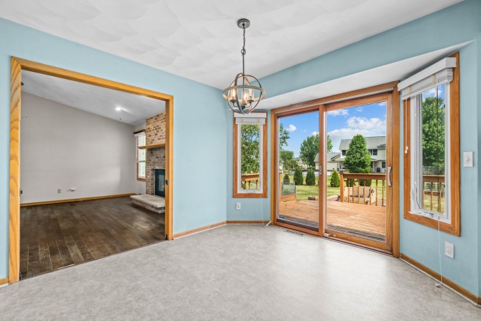 4276 Kensington, ROCKTON, Illinois 61072, 3 Bedrooms Bedrooms, ,2 BathroomsBathrooms,House,For Sale,Kensington,202603330