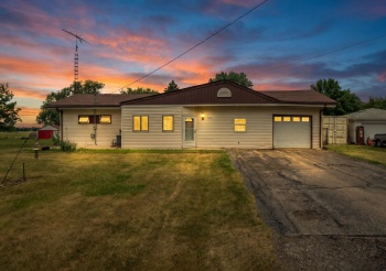 7125 Toms, ROCKFORD, Illinois 61101, 3 Bedrooms Bedrooms, ,2 BathroomsBathrooms,House,For Sale,Toms,202603331