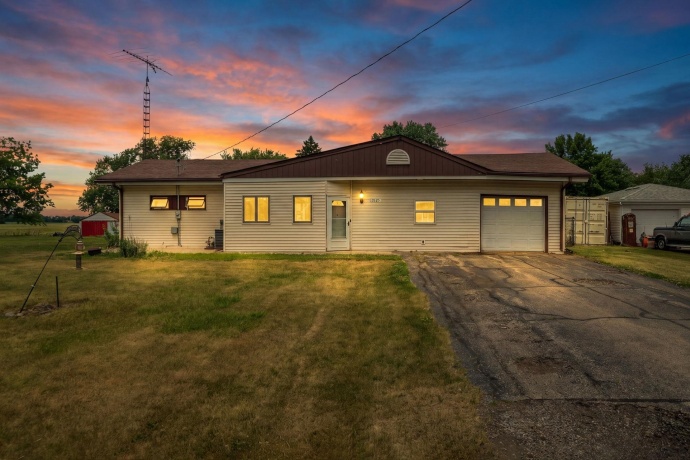 7125 Toms, ROCKFORD, Illinois 61101, 3 Bedrooms Bedrooms, ,2 BathroomsBathrooms,House,For Sale,Toms,202603331
