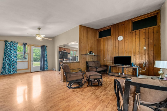 7125 Toms, ROCKFORD, Illinois 61101, 3 Bedrooms Bedrooms, ,2 BathroomsBathrooms,House,For Sale,Toms,202603331