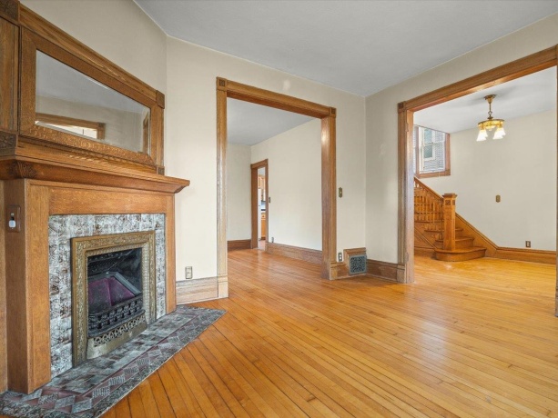 1810 Oxford, ROCKFORD, Illinois 61103, 4 Bedrooms Bedrooms, ,2 BathroomsBathrooms,House,For Sale,Oxford,202603342