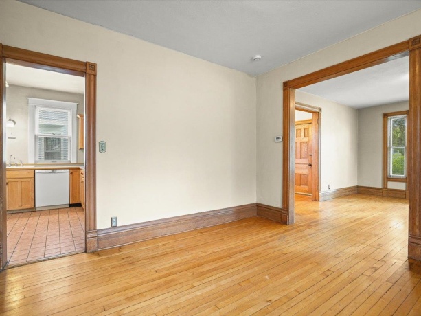 1810 Oxford, ROCKFORD, Illinois 61103, 4 Bedrooms Bedrooms, ,2 BathroomsBathrooms,House,For Sale,Oxford,202603342